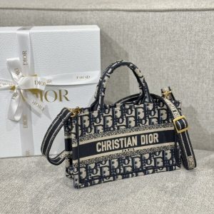 Replica Dior Tote Book Mini CD - near-authentic luxury replica handbag