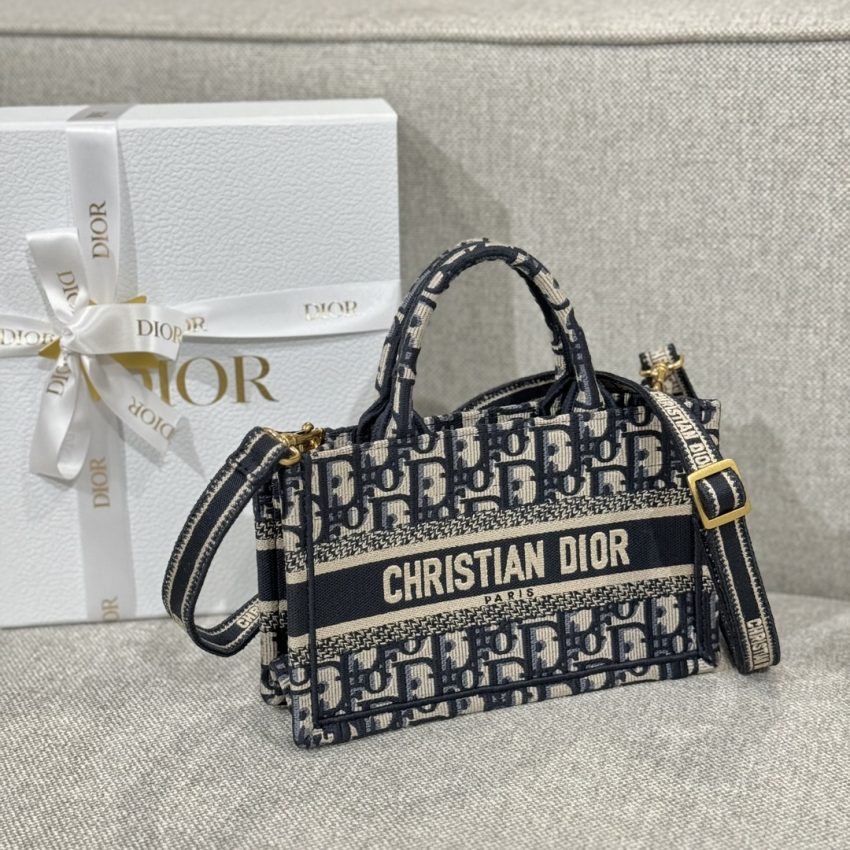 Replica Dior Tote Book Mini CD - near-authentic luxury replica handbag
