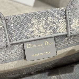 Replica Dior Tote Book Mini Grey Tiger - realistic designer-inspired fake bag
