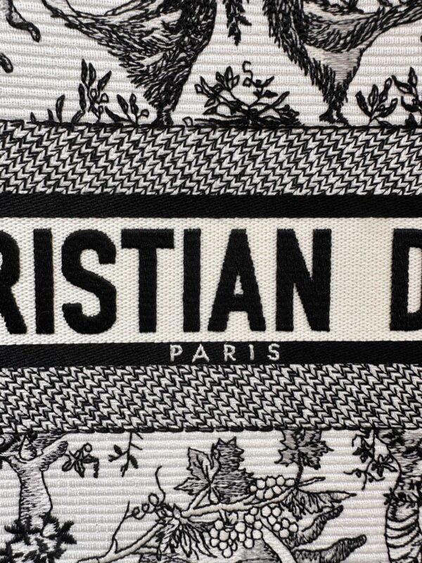 Replica Dior Tote Book Black&White Sun 4 Replica Dior Tote Book Black&White Sun - 1:1 designer replica handbag