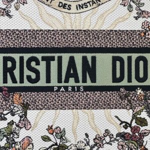 Replica Dior Tote Book Sunflower Autumn 2 Replica Dior Tote Book Sunflower Autumn - authentic-look luxury purse replica