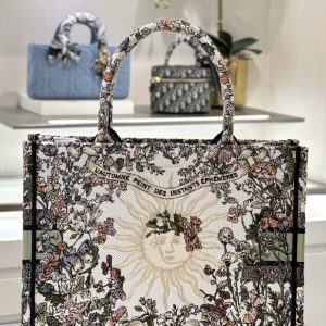 Replica Dior Tote Book Sunflower Autumn 5 Replica Dior Tote Book Sunflower Autumn - near-authentic luxury replica handbag