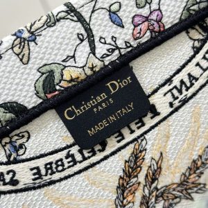 Replica Dior Tote Book Sunflower 2 Replica Dior Tote Book Sunflower - high-end fake designer purse