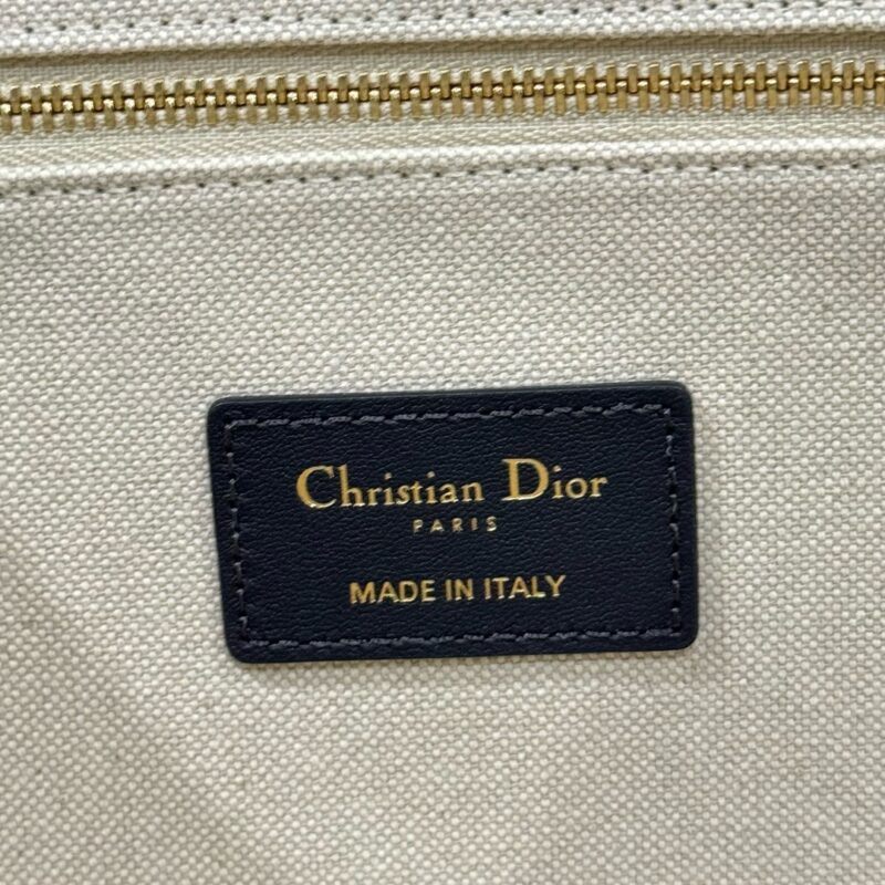 Replica Dior Tote Book White Tiger Leather 6 Replica Dior Tote Book White Tiger Leather - high-accuracy replica luxury purse