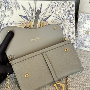 Replica Dior Saddle WOC 3 Replica Dior Saddle WOC - best-selling designer handbag dupe