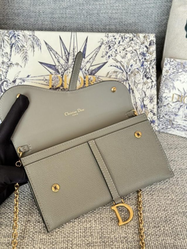 Replica Dior Saddle WOC 3 Replica Dior Saddle WOC - best-selling designer handbag dupe