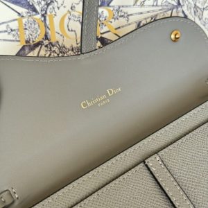 Replica Dior Saddle WOC 5 Replica Dior Saddle WOC - top-tier luxury replica shoulder bag