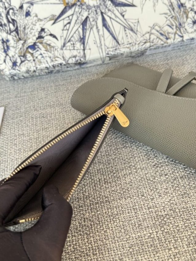 Replica Dior Saddle WOC 2 Replica Dior Saddle WOC - top-rated replica designer bag