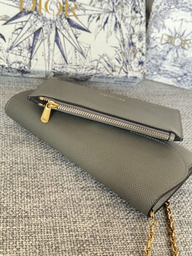 Replica Dior Saddle WOC 10 Replica Dior Saddle WOC - near-authentic luxury replica handbag