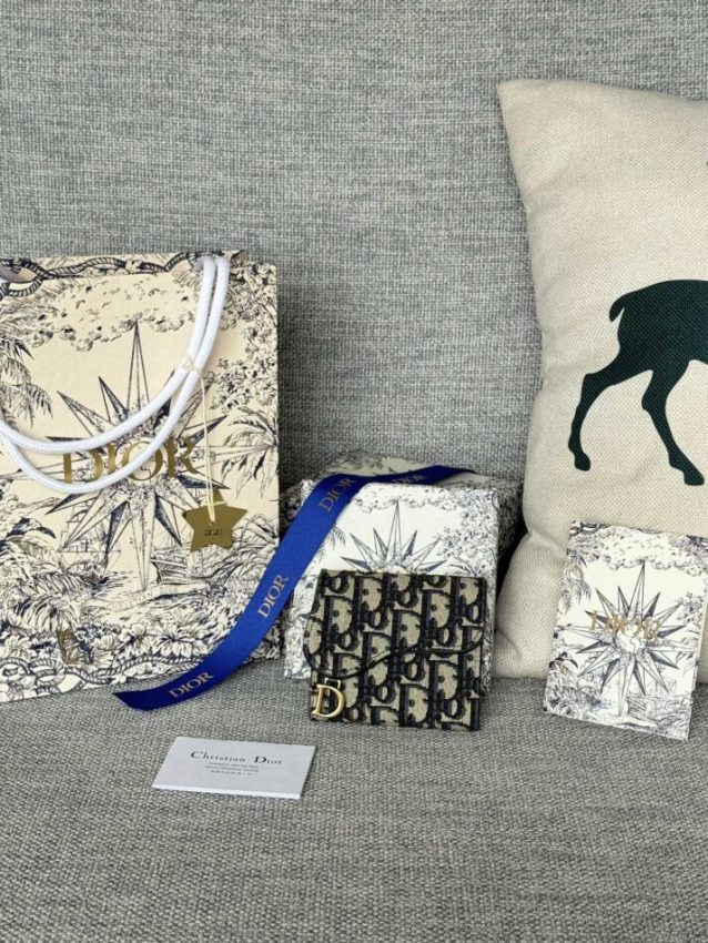 Replica Dior Saddle Wallet 5 Replica Dior Saddle Wallet - high-quality designer bag clone