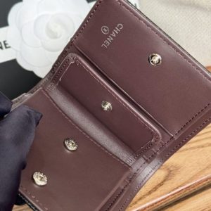 Replica Chanel Compact Bifold Wallet - authentic-look luxury purse replica