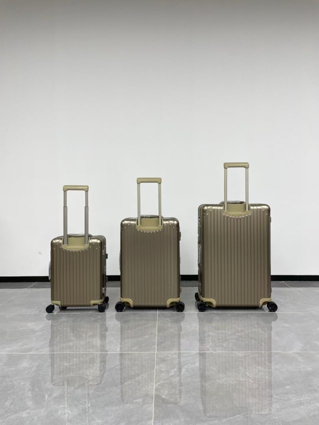 Replica Rimowa Original Suitcase Beige 1 Replica Rimowa Original Suitcase Beige - realistic designer-inspired fake bag