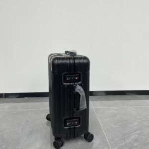 Replica Rimowa Original Suitcase Black 6 Replica Rimowa Original Suitcase Black - ultra-realistic fake designer tote