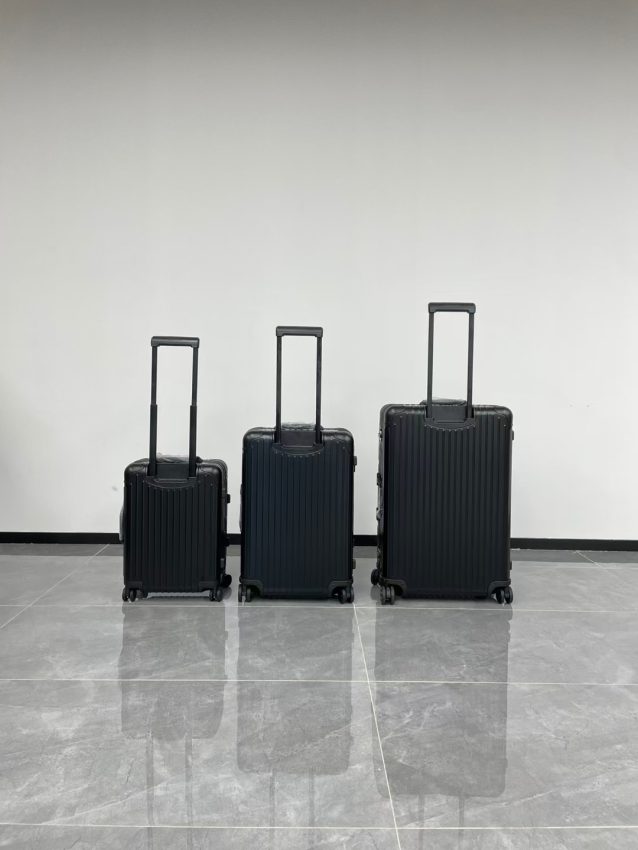 Replica Rimowa Original Suitcase Black 3 Replica Rimowa Original Suitcase Black - best quality luxury bag dupe