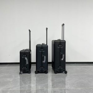 Replica Rimowa Original Suitcase Black 2 Replica Rimowa Original Suitcase Black - top-tier luxury replica shoulder bag
