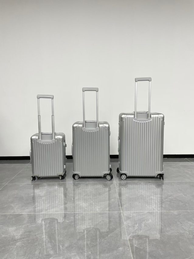 Replica Rimowa Original Suitcase Silver 7 Replica Rimowa Original Suitcase Silver - high-accuracy replica luxury purse