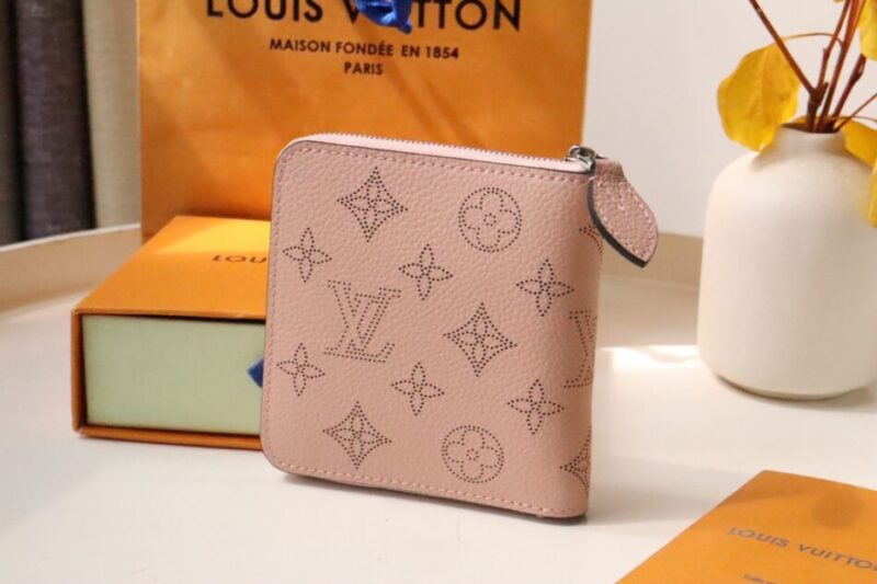 Replica Louis Vuitton Zipper Coin Purse Pink 1 Replica Louis Vuitton Zipper Coin Purse Pink - realistic designer-inspired fake bag