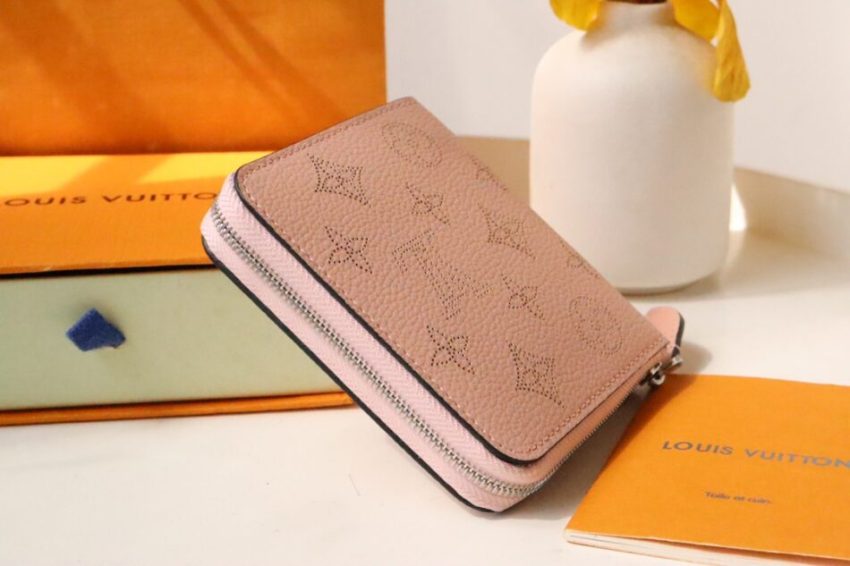 Replica Louis Vuitton Zipper Coin Purse Pink 8 Replica Louis Vuitton Zipper Coin Purse Pink - best-selling designer handbag dupe