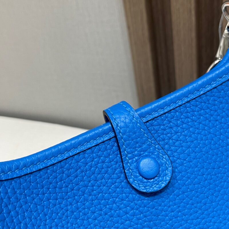 Replica Hermes Evelyne II TPM Deep Blue 4 Replica Hermes Evelyne II TPM Deep Blue - ultra-realistic fake designer tote