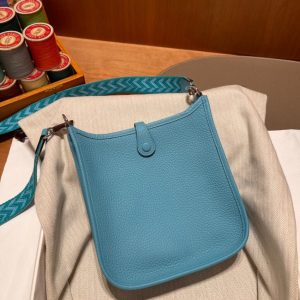Replica Hermes Evelyne II TPM Blue 5 Replica Hermes Evelyne II TPM Blue - near-authentic luxury replica handbag