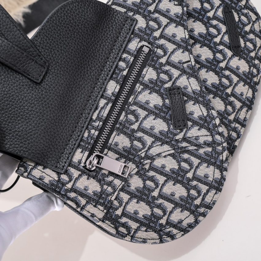 Replica Dior Messenger Oblique 5 Replica Dior Messenger Oblique - top-rated replica designer bag