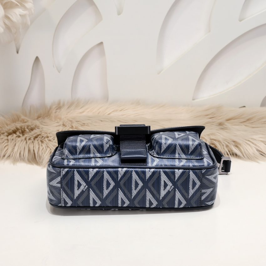 Replica Dior Hit the Road messenger bag black 3 Replica Dior Hit the Road messenger bag black - top-rated replica designer bag