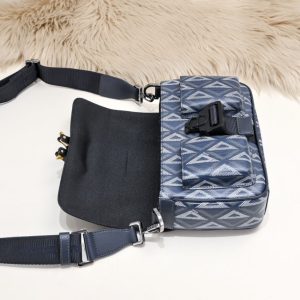 Replica Dior Hit the Road messenger bag black 4 Replica Dior Hit the Road messenger bag black - best quality luxury bag dupe