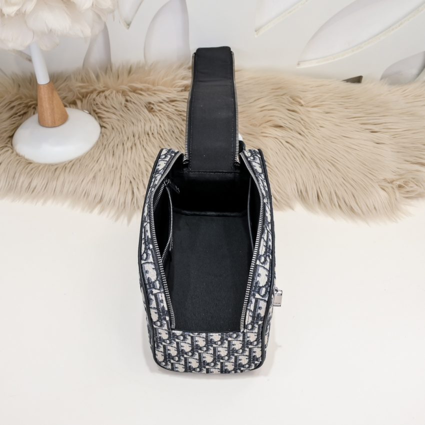 Replica Dior Tioletry Bag - premium-grade designer purse dupe