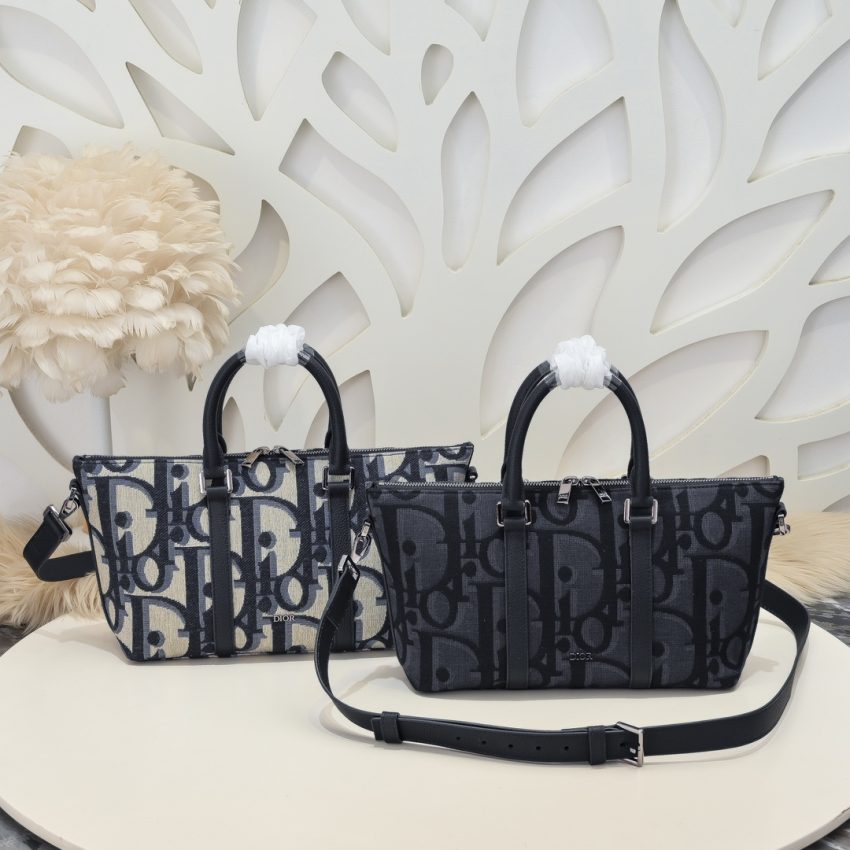 Replica Dior Weekender 25 - premium 1:1 fake handbag model