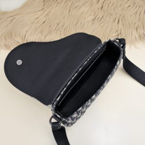 Replica Dior Saddle Messenger White Classic 5 Replica Dior Saddle Messenger White Classic - ultra-realistic fake designer tote