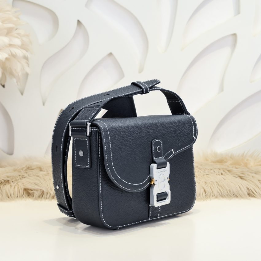 Replica Dior Saddle Messenger Bag Black 6 Replica Dior Saddle Messenger Bag Black - realistic designer-inspired fake bag