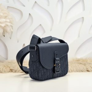 Replica Dior Saddle Messenger Bag Oblique Black 6 Replica Dior Saddle Messenger Bag Oblique Black - top-tier luxury replica shoulder bag
