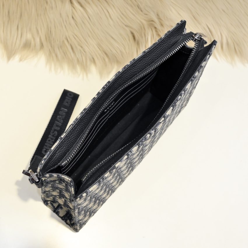 Replica Dior Clutch 8 Replica Dior Clutch - best-selling designer handbag dupe
