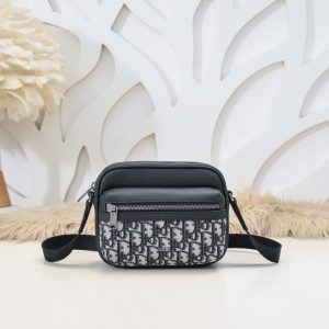 Replica Dior Rider Zipped Messenger Bag 8 Replica Dior Rider Zipped Messenger Bag - top-rated replica designer bag