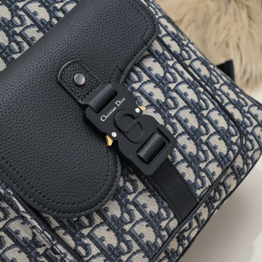 Replica Dior Saddle Zip Backpack - high-end fake designer purse