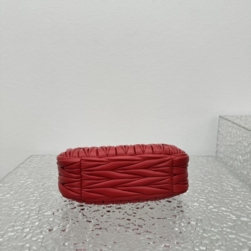 Replica Miu Miu Wander Red 4 Replica Miu Miu Wander Red - near-authentic luxury replica handbag