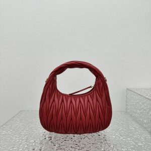 Replica Miu Miu Wander Red 7 Replica Miu Miu Wander Red - realistic designer-inspired fake bag