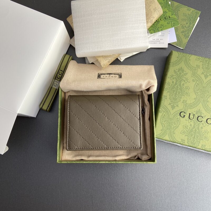 Replica Gucci Blondie Bi-fold Wallet 21 Replica Gucci Blondie Bi-fold Wallet - near-authentic luxury replica handbag