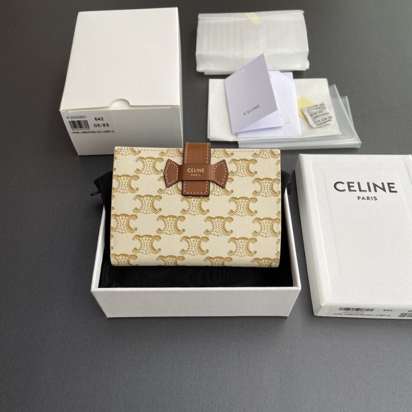 Replica Celine Triumphe Wallet 18 Replica Celine Triumphe Wallet - top-tier luxury replica shoulder bag