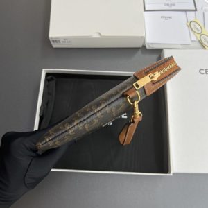 Replica Celine Triumphe Clutch Brown 8 Replica Celine Triumphe Clutch Brown - best quality luxury bag dupe