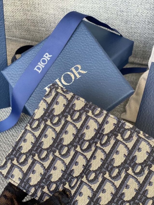 Replica Dior Bi Fold Card Holder Oblique White - high-accuracy replica luxury purse