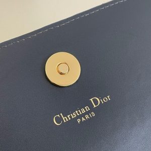 Replica Dior Signature CD Square 10 Replica Dior Signature CD Square - top-tier luxury replica shoulder bag