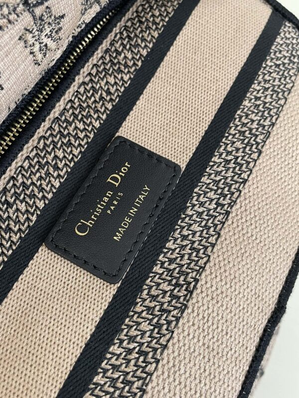 Replica Lady Dior D-Lite Beige Zodiac 7 Replica Lady Dior D-Lite Beige Zodiac - realistic designer-inspired fake bag