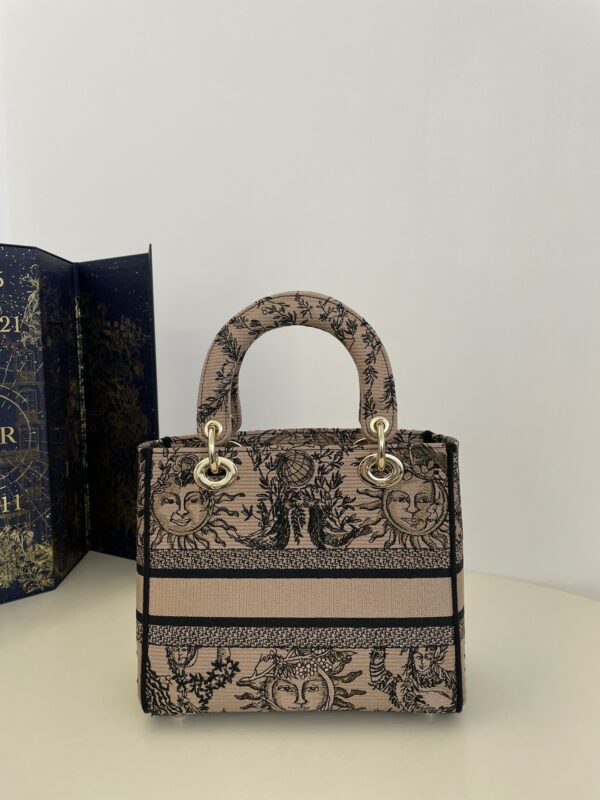 Replica Lady Dior D-Lite Beige Zodiac 8 Replica Lady Dior D-Lite Beige Zodiac - ultra-realistic fake designer tote