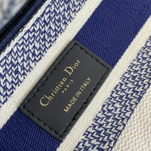 Replica Lady Dior D-Lite Blue Zodiac 5 Replica Lady Dior D-Lite Blue Zodiac - authentic-look luxury purse replica