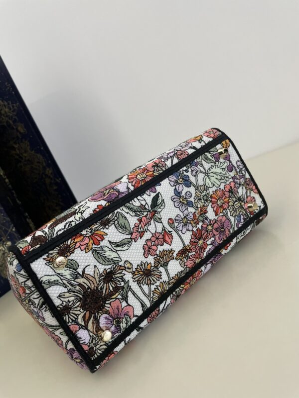 Replica Lady Dior D-Lite Purple Flowers 3 Replica Lady Dior D-Lite Purple Flowers - high-quality designer bag clone