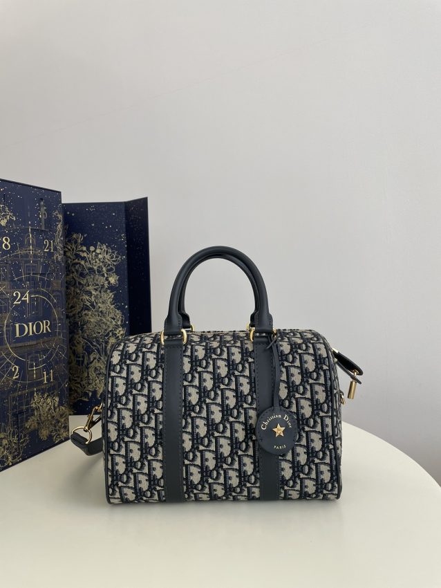 Replica Dior Groove - ultra-realistic fake designer tote