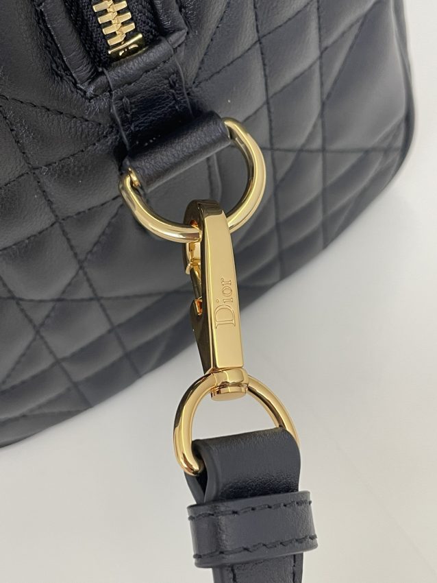 Replica Dior Groove - ultra-realistic fake designer tote
