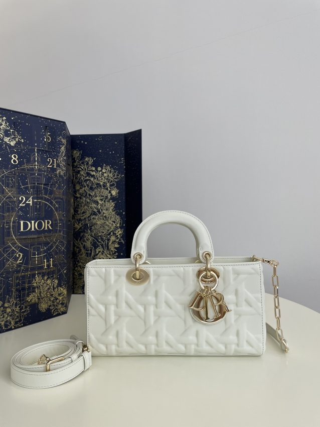 Replica Dior Lady D-Joy Large Bag New White 1 Replica Dior Lady D-Joy Large Bag New White - best quality luxury bag dupe