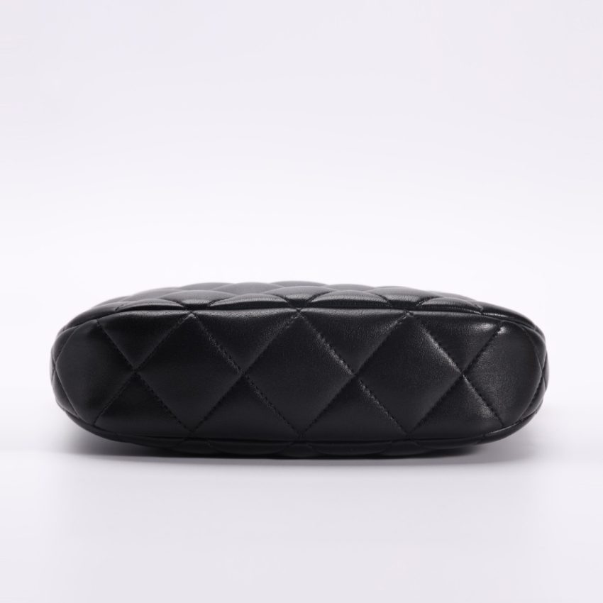 Replica CHANEL Chain Hobo Black 3 Replica CHANEL Chain Hobo Black - top-tier luxury replica shoulder bag